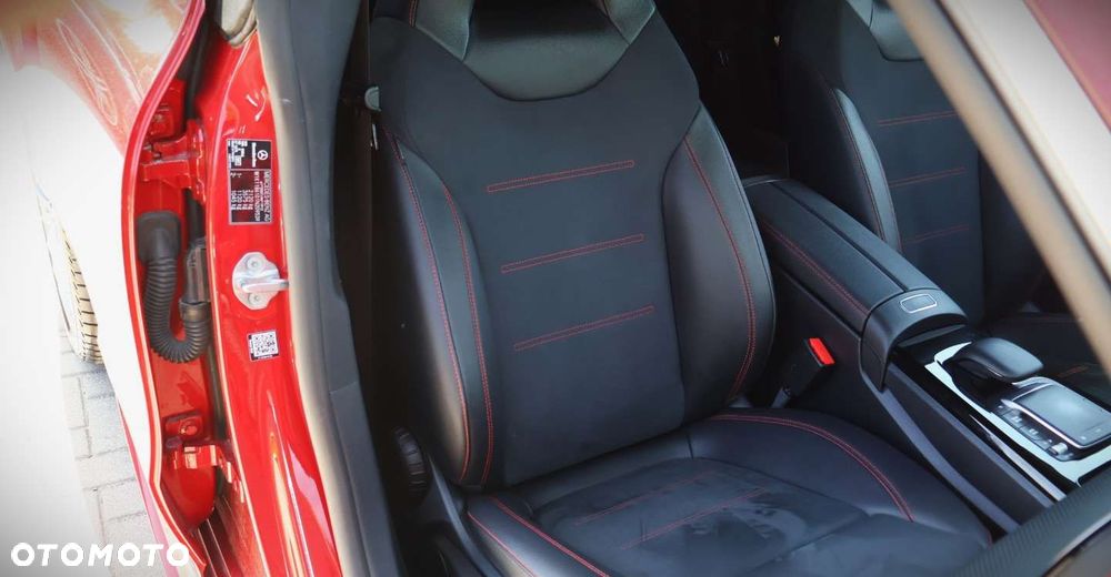 Mercedes-Benz CLA - 20
