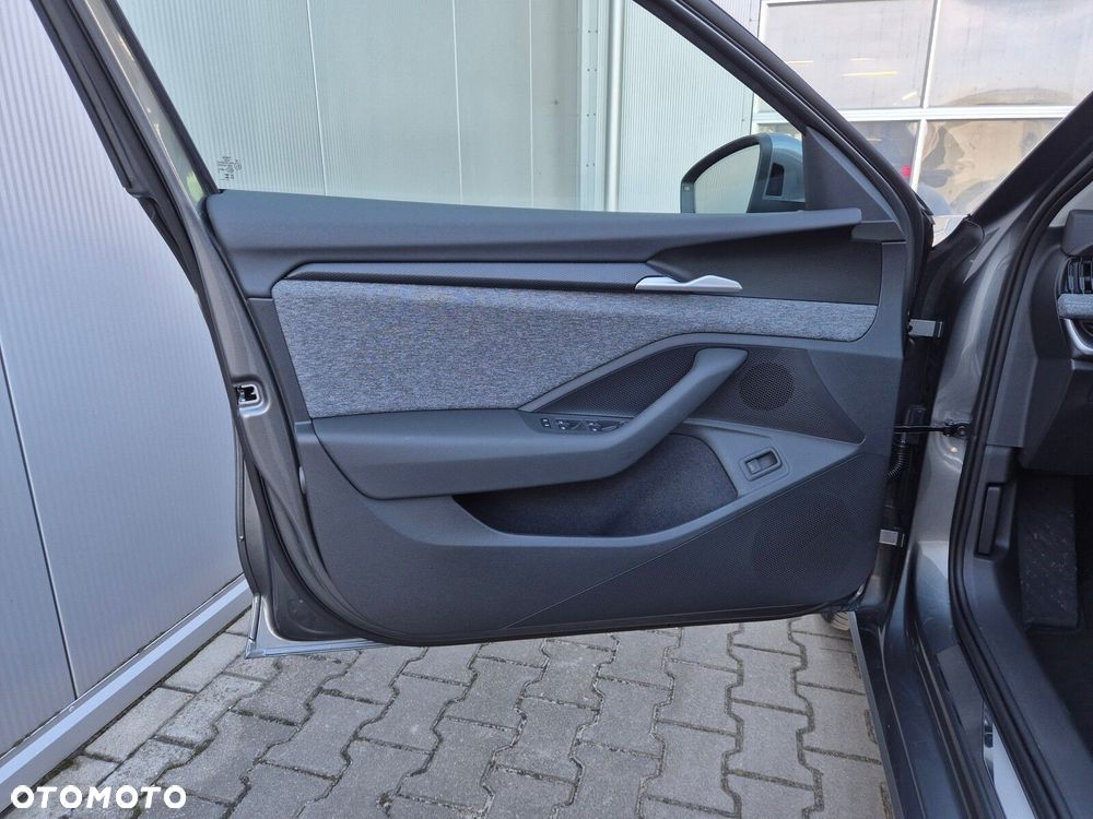 Skoda Superb 2.0 TDI SCR 4x4 Edition 130 DSG - 16