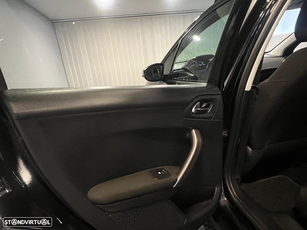 Peugeot 2008 1.2 PureTech Style - 21