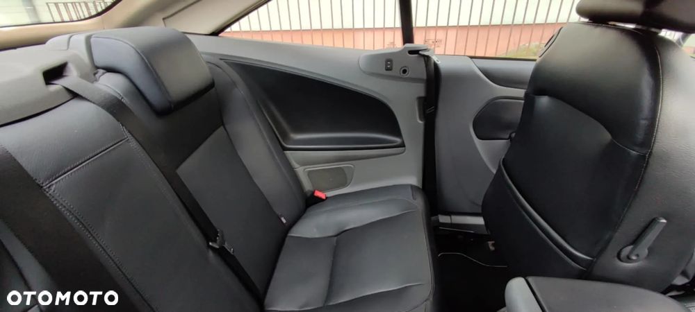 Ford Focus 2.0 TDCi DPF Titanium - 16