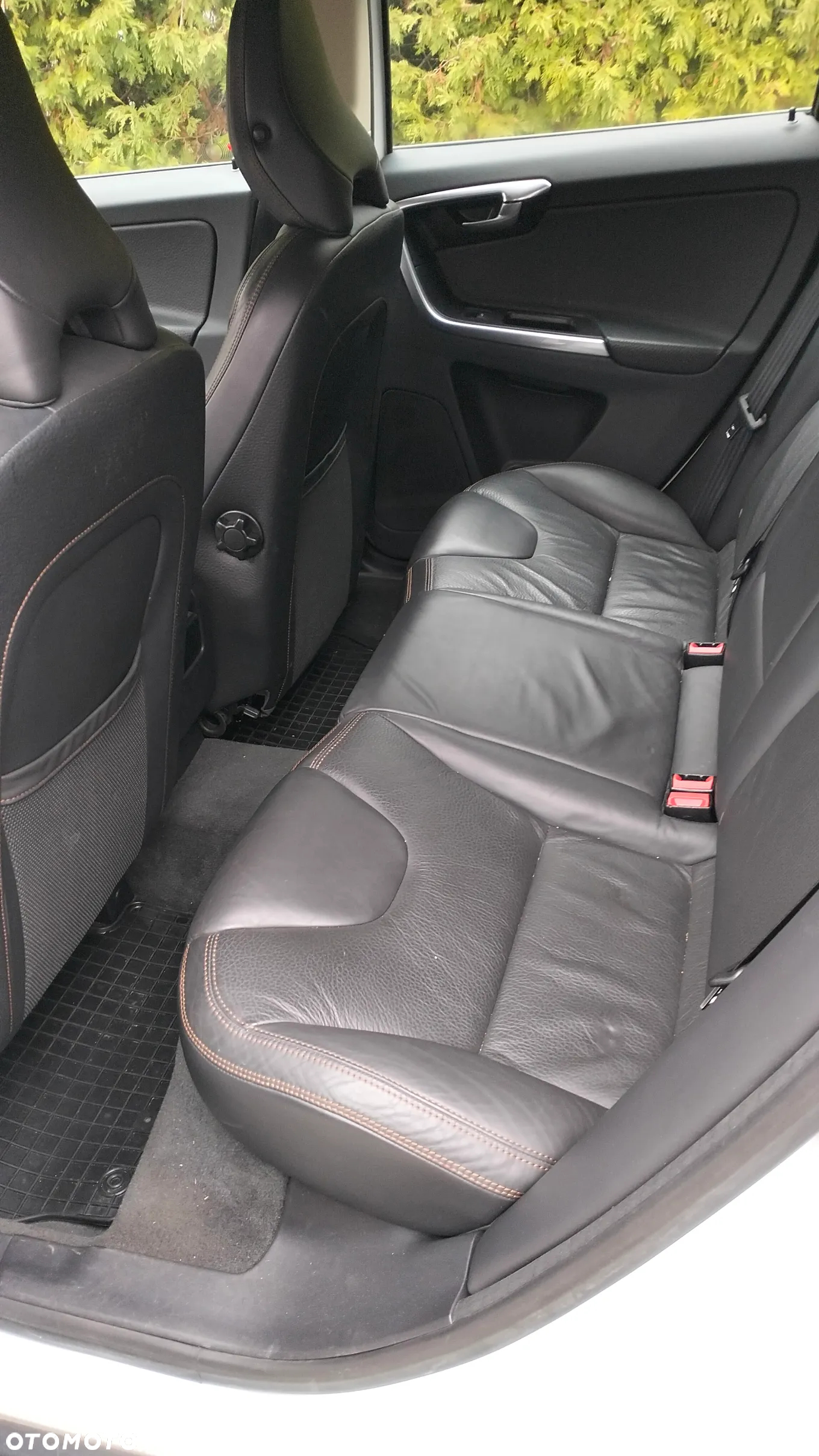 Volvo XC 60 2.4D AWD - 8