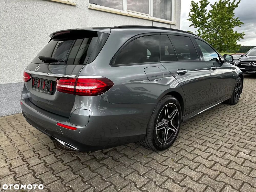 Mercedes-Benz Klasa E - 10