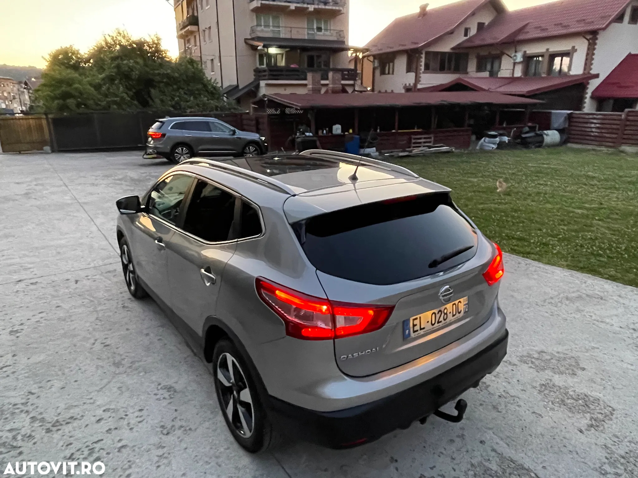 Nissan Qashqai 1.6 DCI Start/Stop X-TRONIC Tekna - 11