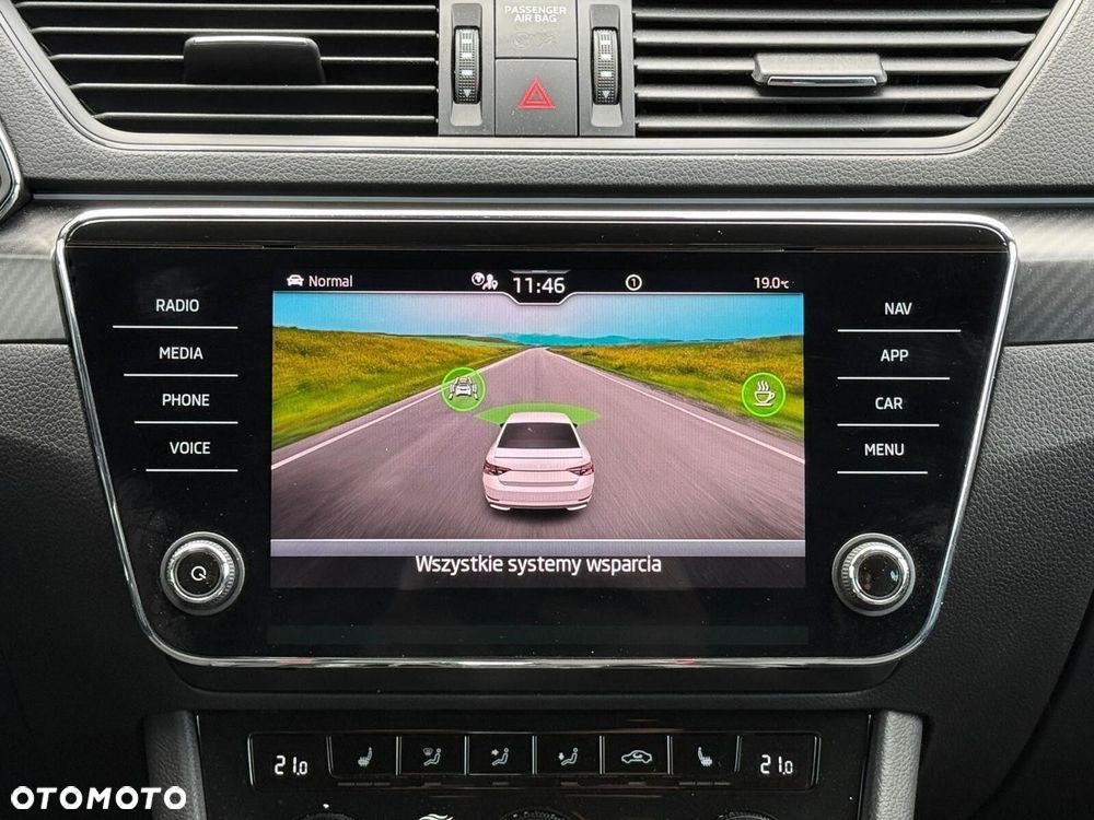 Skoda Superb 2.0 TSI Sportline DSG - 24