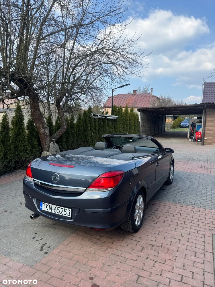 Opel Astra 1.6 Cosmo - 4