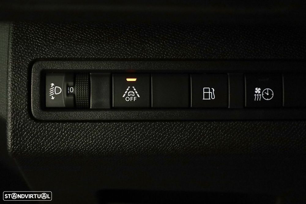 Peugeot 3008 1.6 Hybrid Allure e-EAT8 - 21