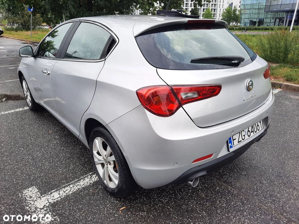 Alfa Romeo Giulietta 2.0 JTDM 16V Turismo - 5