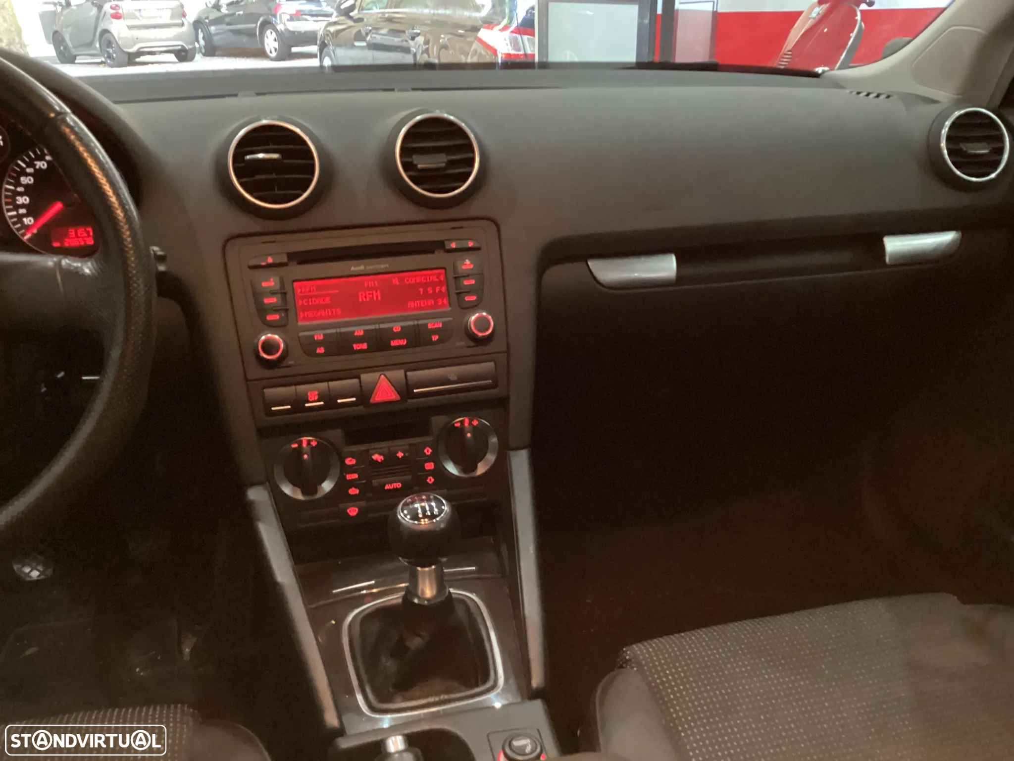 Audi A3 Sportback 2.0 TDi Ambiente - 22