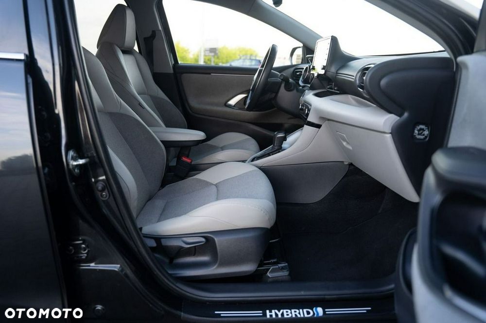 Toyota Yaris Hybrid 1.5 Selection Elegant - 37