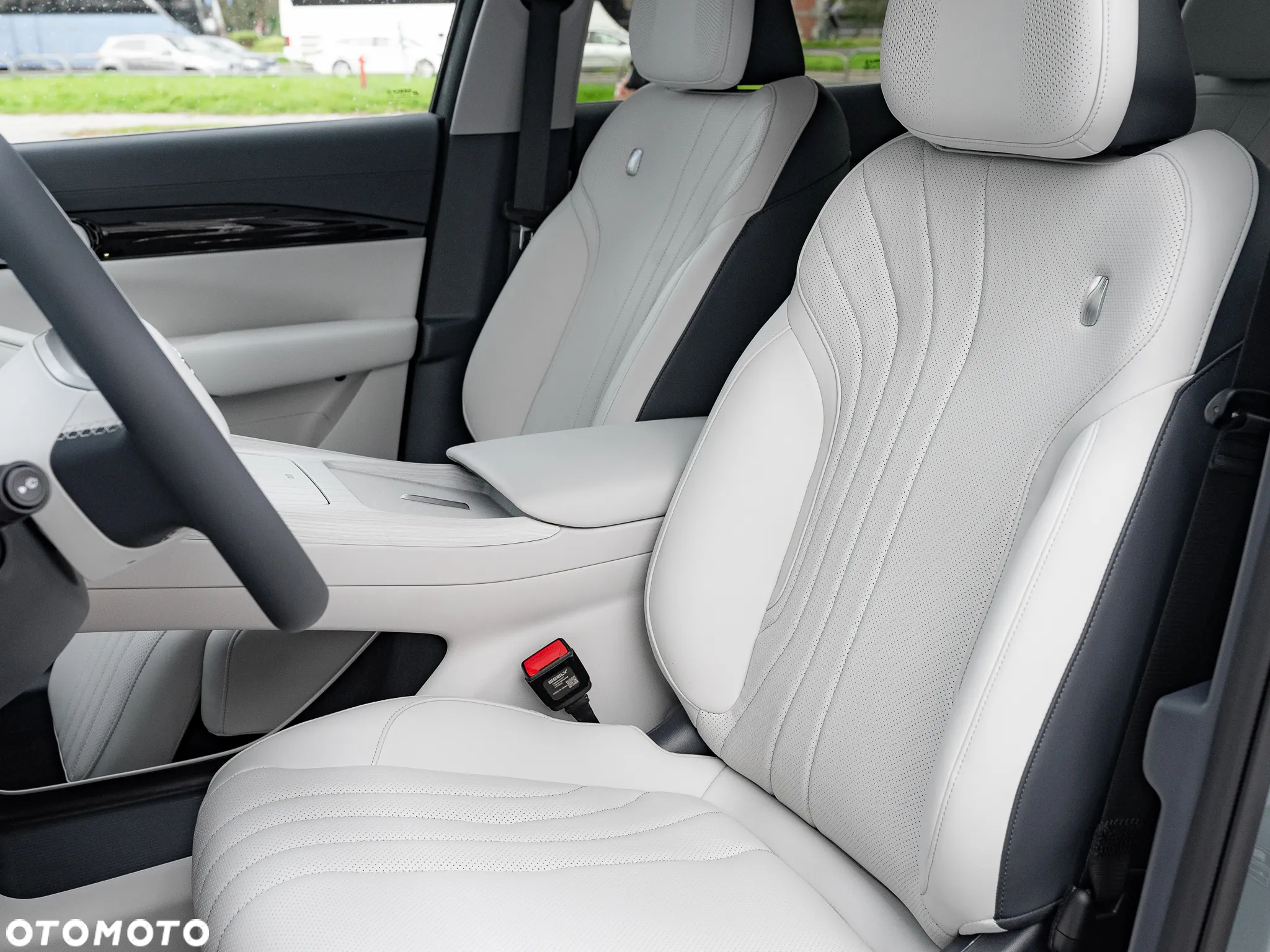 Geely EX5 - 10