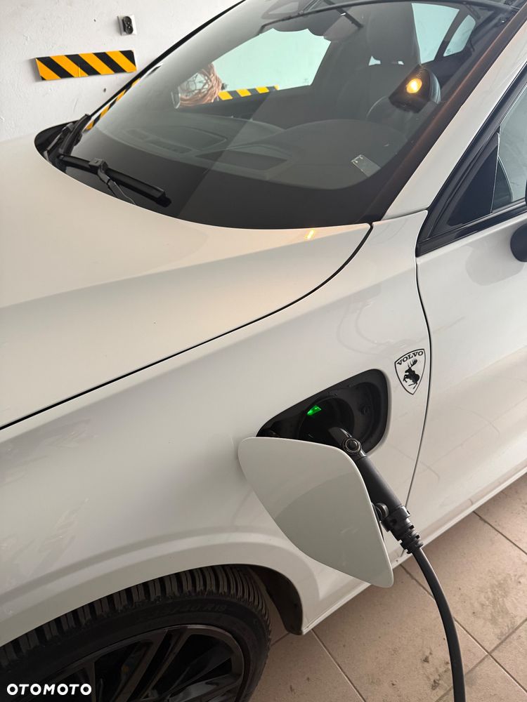 Volvo S60 T8 Recharge AWD Plus Dark - 9