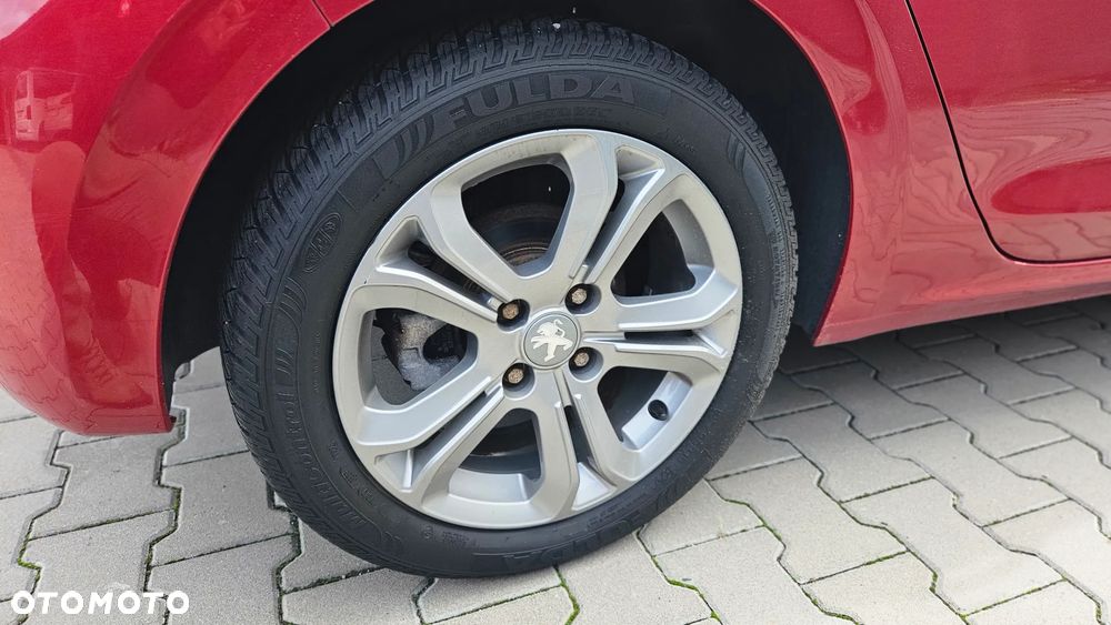 Peugeot 208 - 7