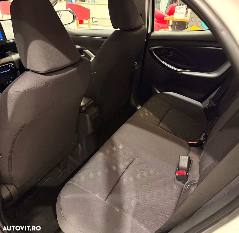 Toyota Yaris 1.5 116 CP HEV Active - 10