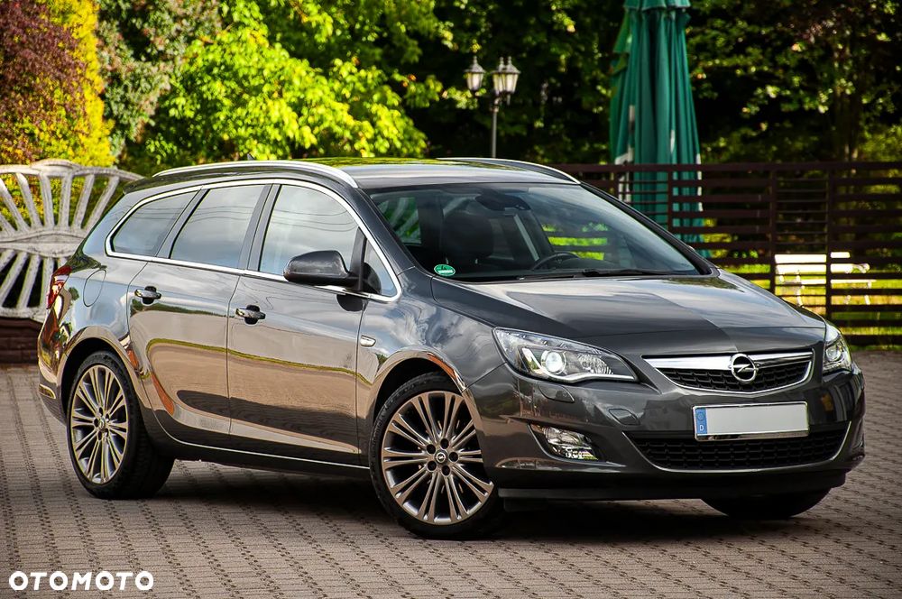 Opel Astra 1.6 Turbo Edition - 23