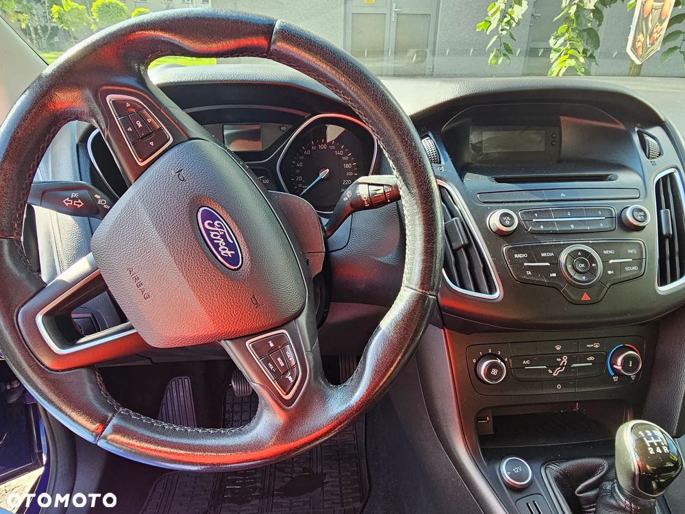 Ford Focus 1.6 SYNC Edition - 13