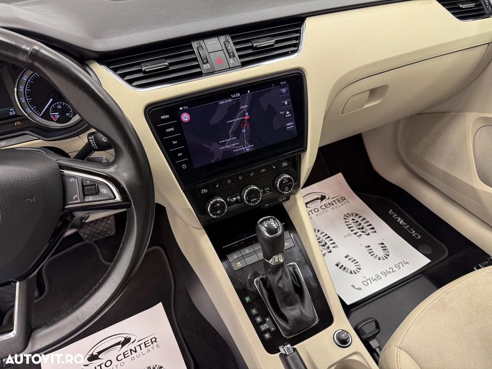 Skoda Octavia 2.0 TDI DSG Style - 32