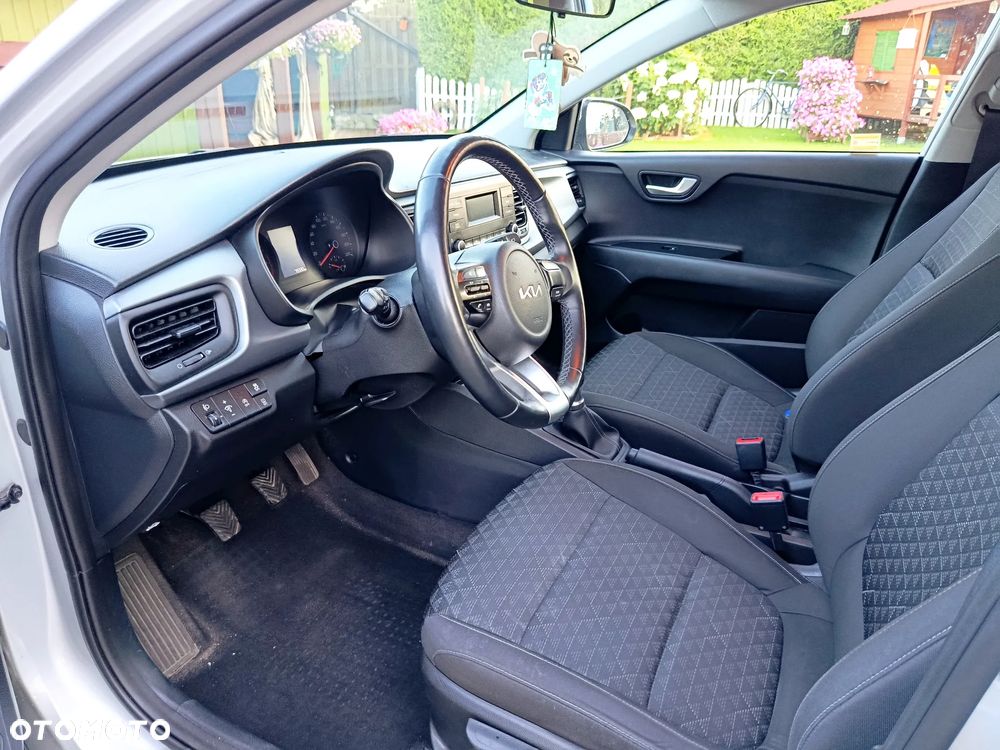 Kia Rio 1.2 M - 12