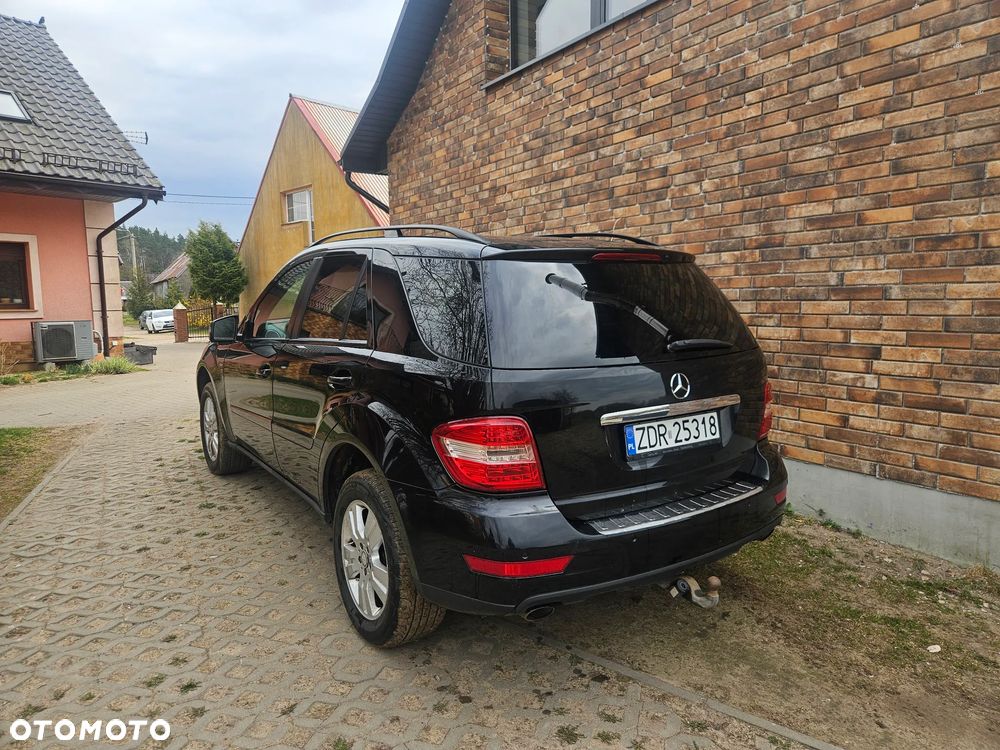 Mercedes-Benz ML - 4