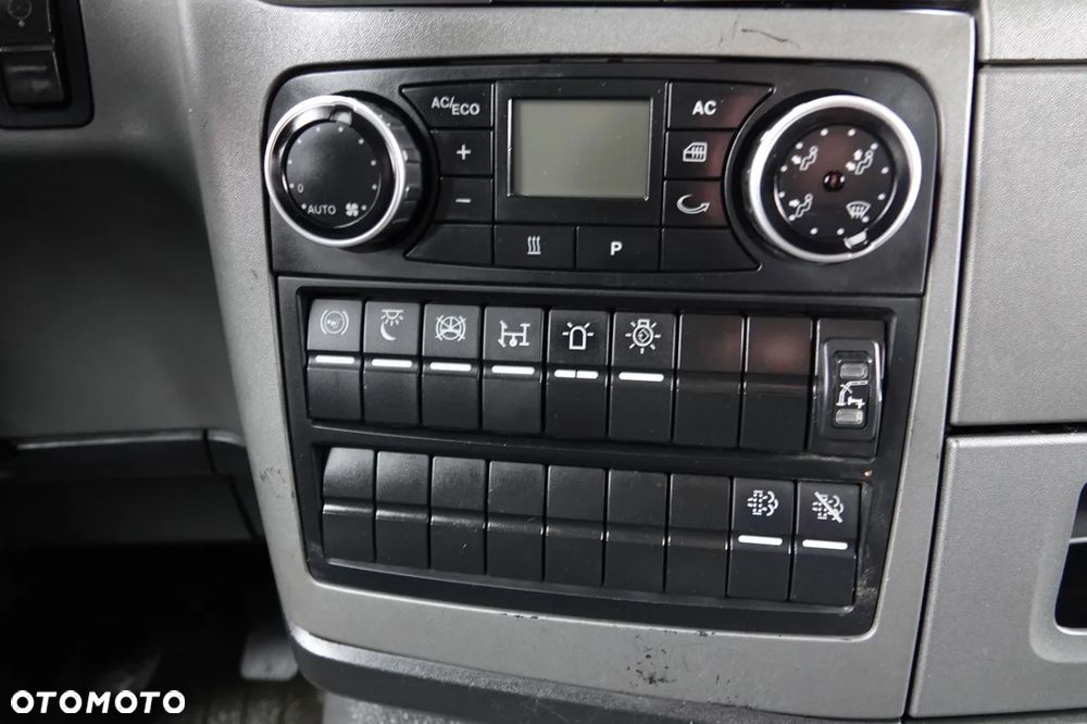 MAN MAN TGS 35.480 / 8x4 / HDS HIAB 288 EP-5 wysów : 12.7 M / SKRZYNIOWY - 7,4 M / UDŹWIG : 9400 KG / EURO 6 / STEROWANIE RADIOWE - 29