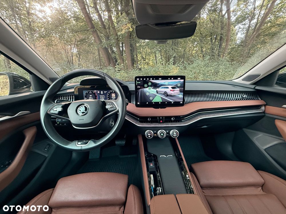 Skoda Superb 2.0 TDI SCR 4x4 L&K DSG - 17