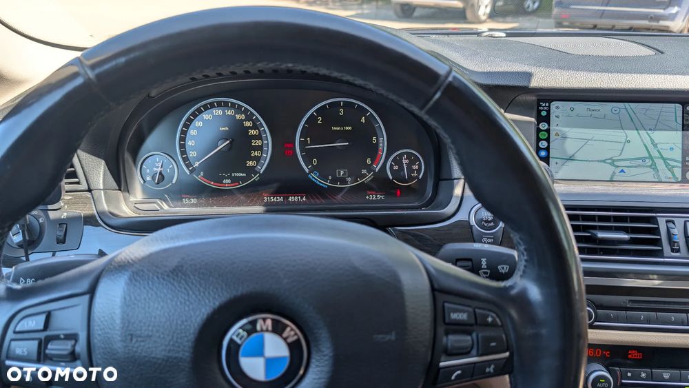 BMW Seria 5 530d xDrive - 9