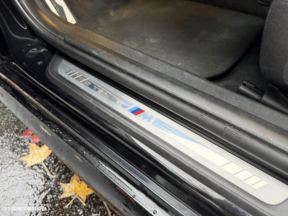 BMW 330 e Pack 50 anos M Auto - 21
