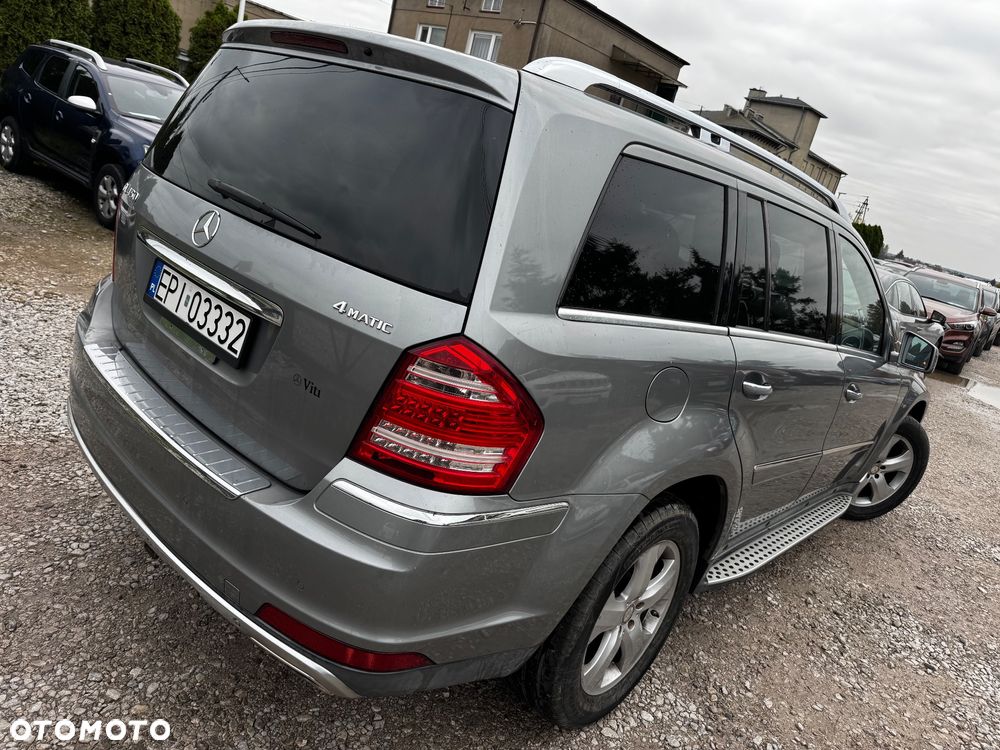 Mercedes-Benz GL 450 - 22