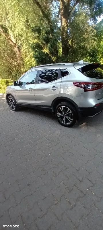 Nissan Qashqai 1.3 DIG-T N-Connecta - 1