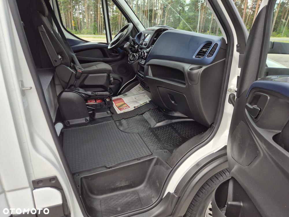 Iveco Daily 3,0 L❗35S18❗Kontener 8EP❗Winda 750KG❗HI-MATIC - 10