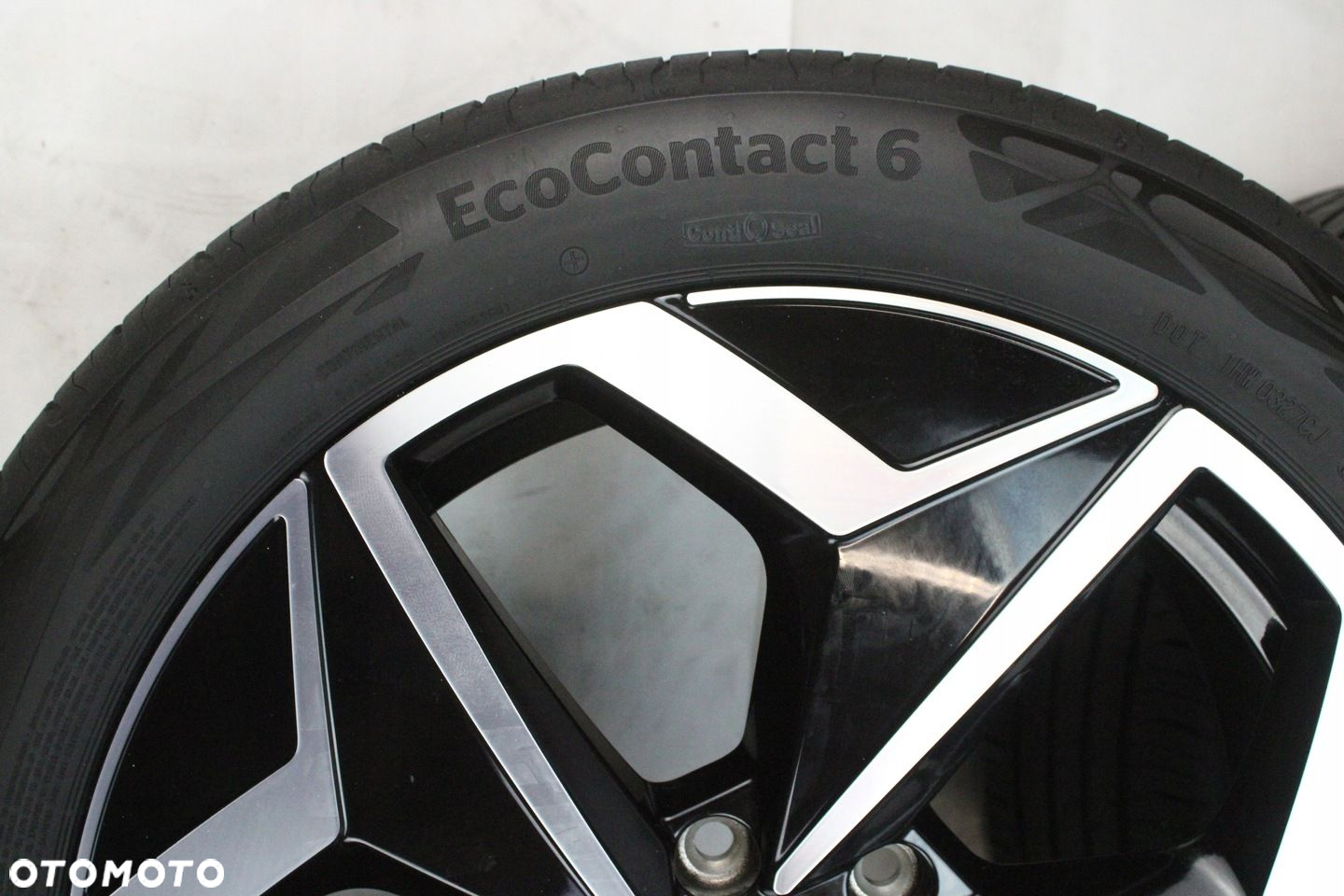 KOŁA FELGI ALUMINIOWE 19" VW ID.3 7,5J ET50 215/50/R19 CONTINENTAL CONTISEA - 4
