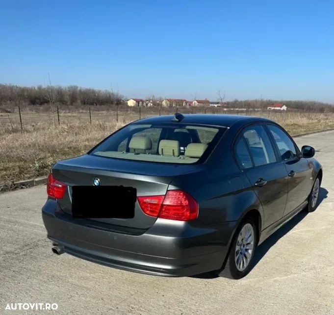 BMW Seria 3 318d - 6