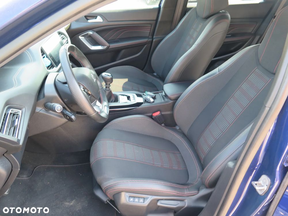 Peugeot 308 BlueHDi 130 Stop & Start GT - 14