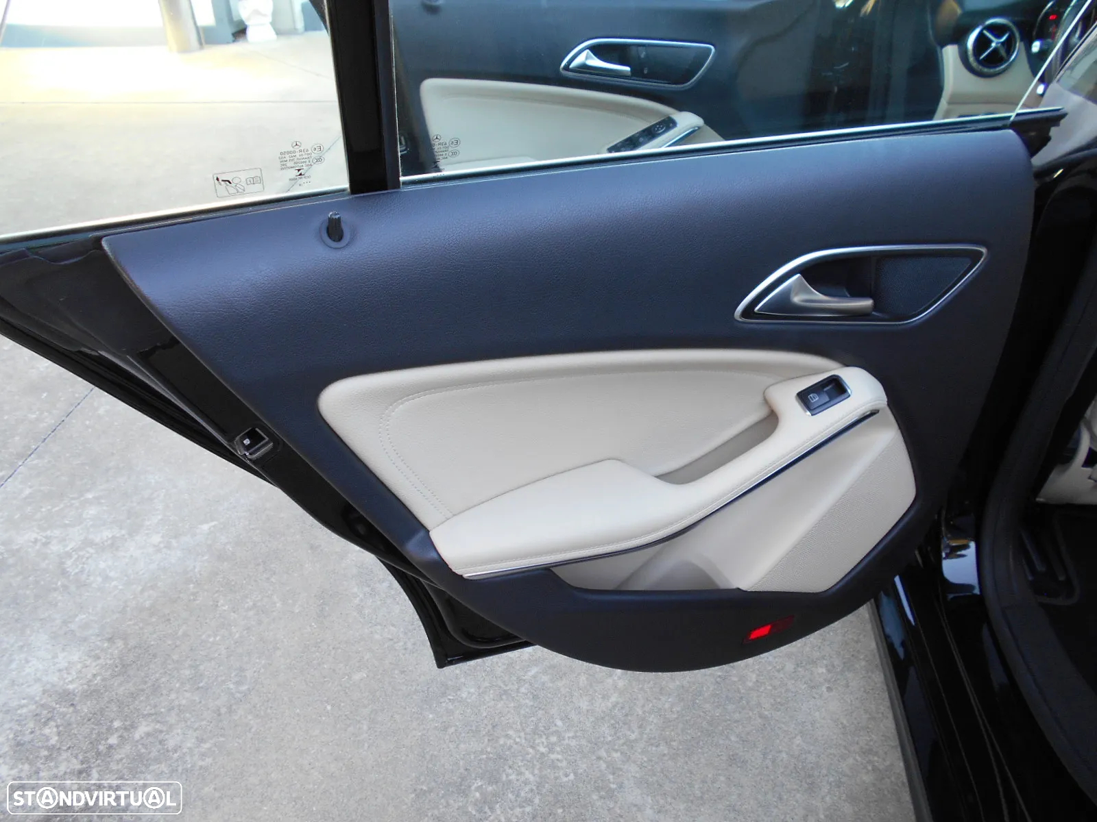 Mercedes-Benz CLA 220 d Shooting Brake AMG Line Aut. - 50