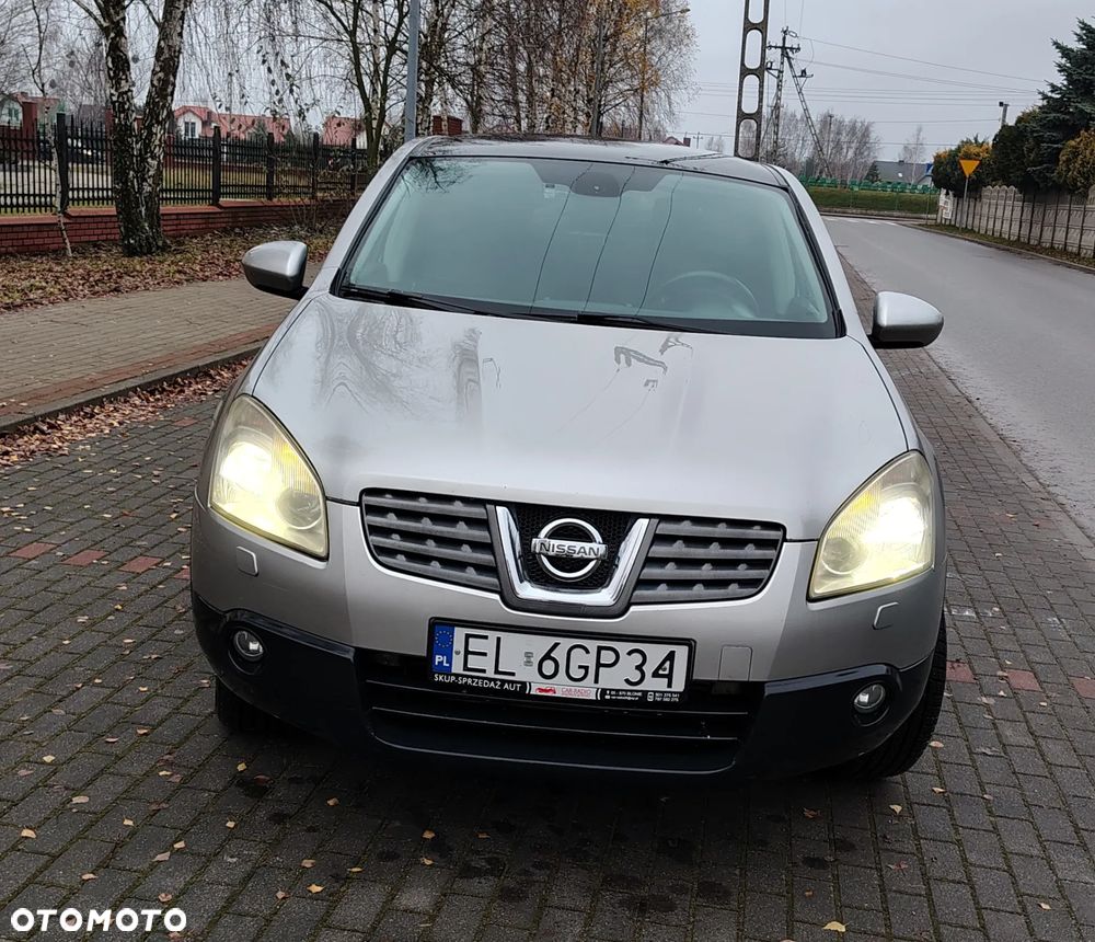 Nissan Qashqai 2.0 dCi DPF acenta - 1