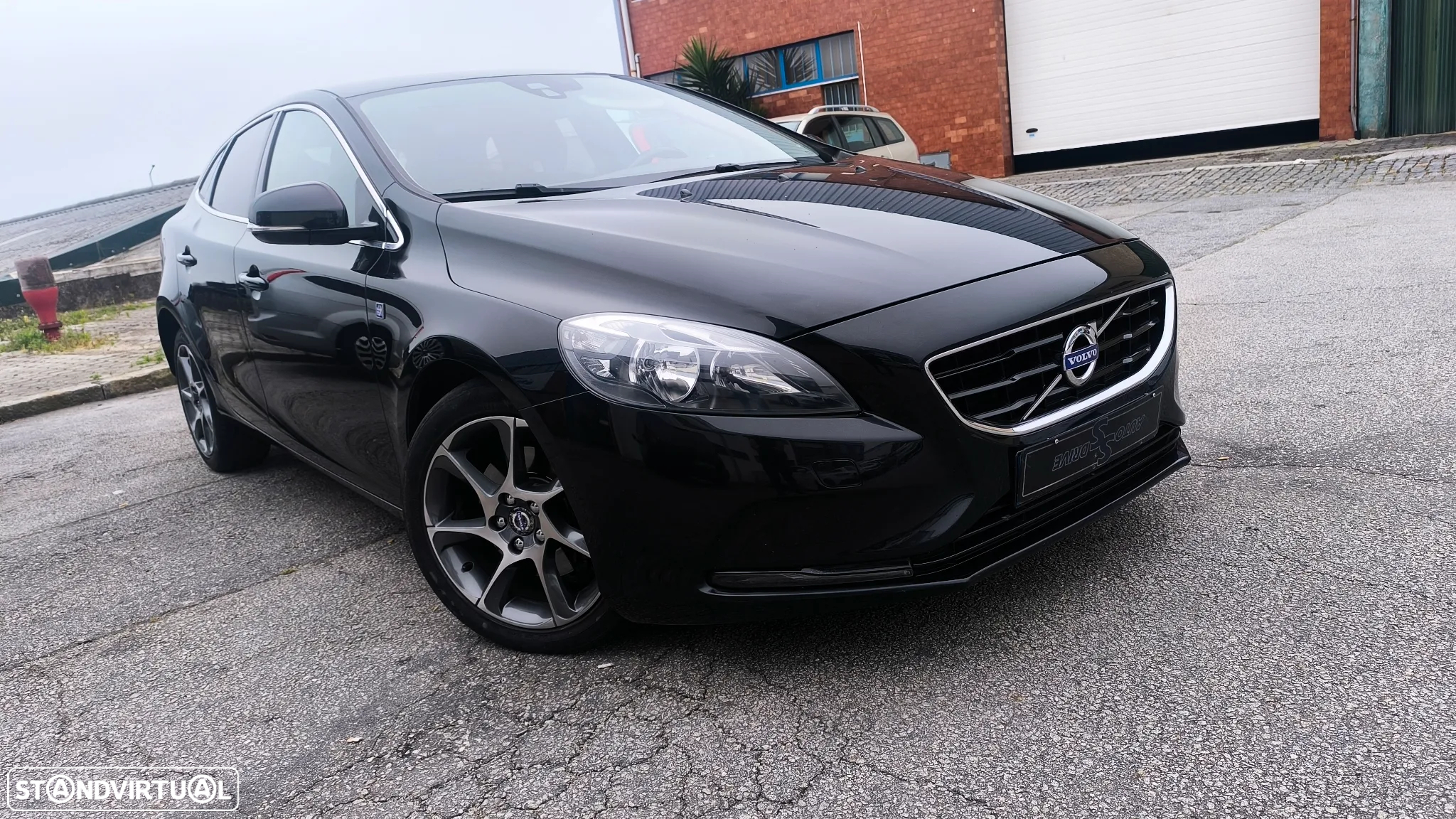 Volvo V40 1.6 D2 VOR Powershift - 7