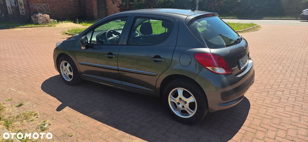 Peugeot 207 1.4 HDi U Move - 8