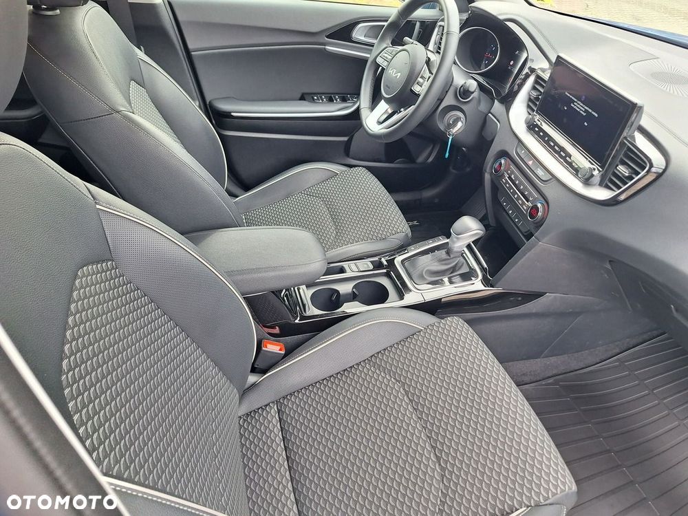 Kia XCeed 1.5 T-GDI L DCT - 32