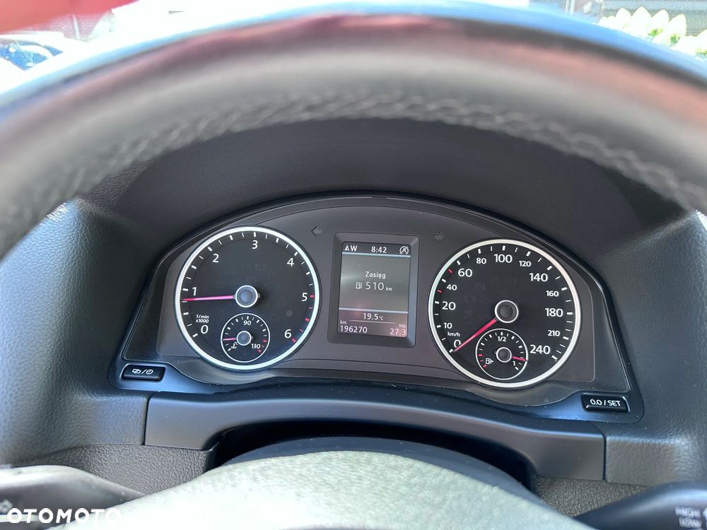 Volkswagen Tiguan - 9