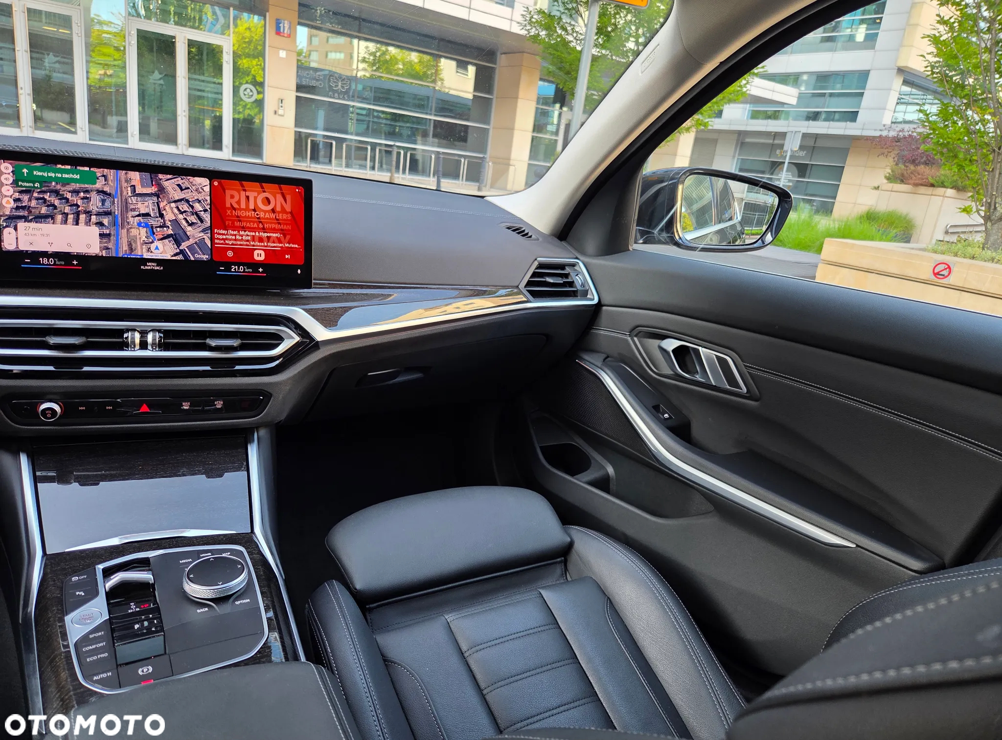 BMW Seria 3 320d xDrive Luxury Line sport - 14