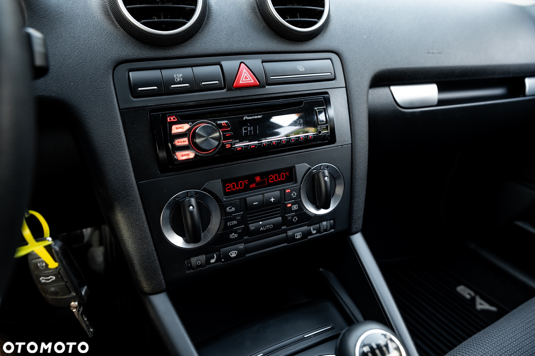 Audi A3 Sportback 1.6 Ambiente - 28