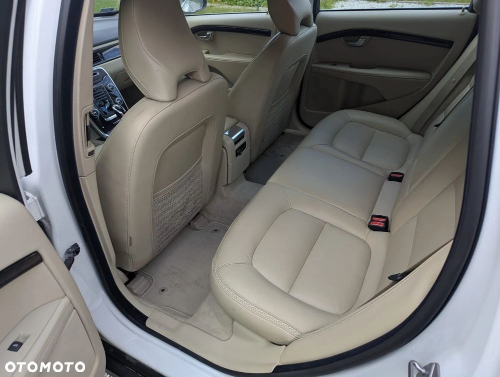 Volvo XC 70 D4 AWD Summum - 16