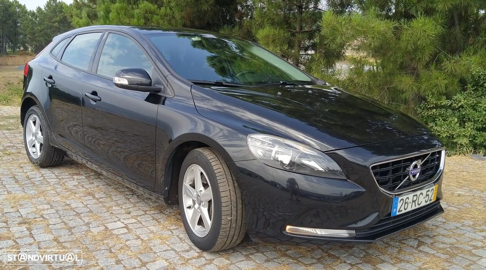 Volvo V40 2.0 D2 Kinetic Geartronic - 1