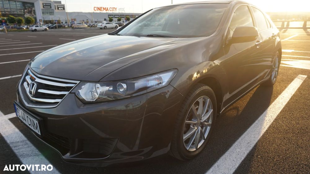 Honda Accord 2.0i Confort - 9