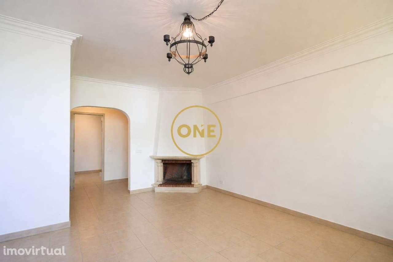 Apartamento T3 com Parqueamento e Arrecadação em Paredes, Alenquer - Grande imagem: 5/21