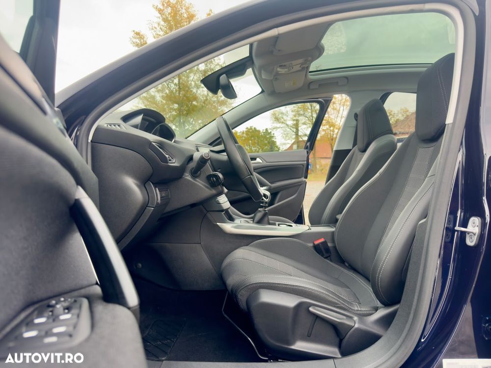 Peugeot 308 - 30