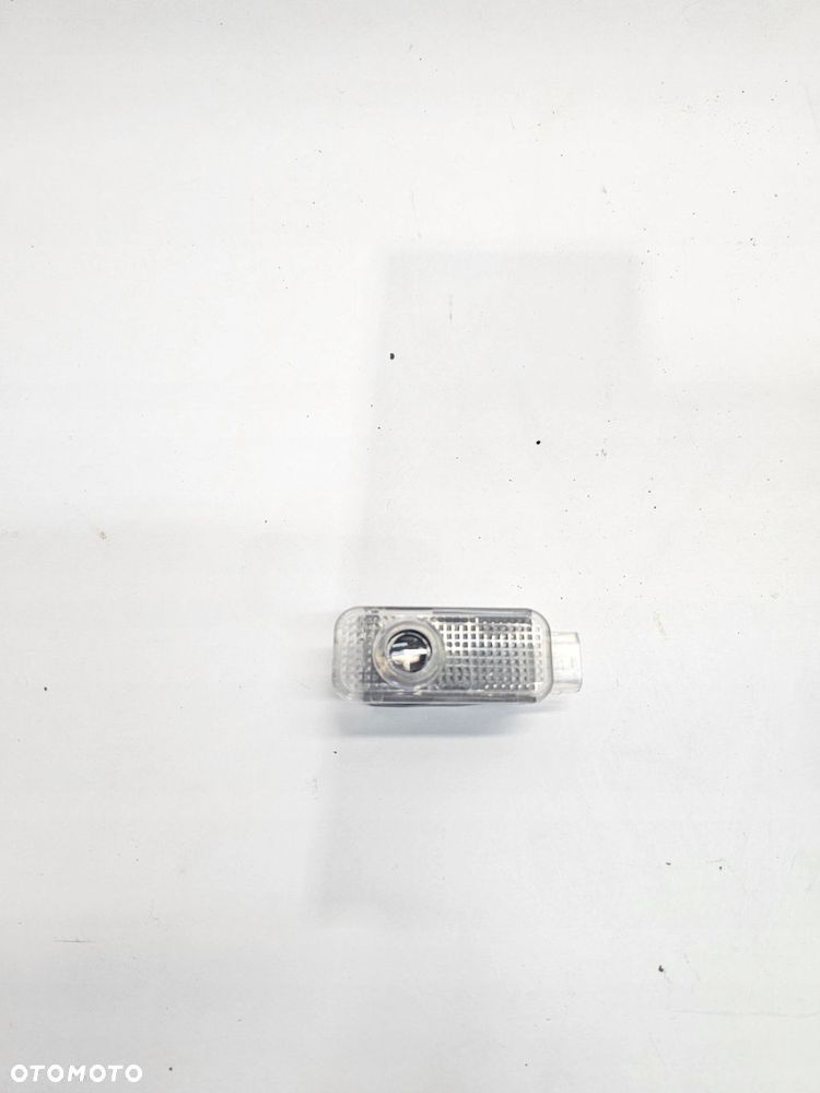 LAMPKA PROJEKTOR LOGO DRZWI AUDI A3 A4 A5 A6 A7 A8 ,, AUDI " - 1