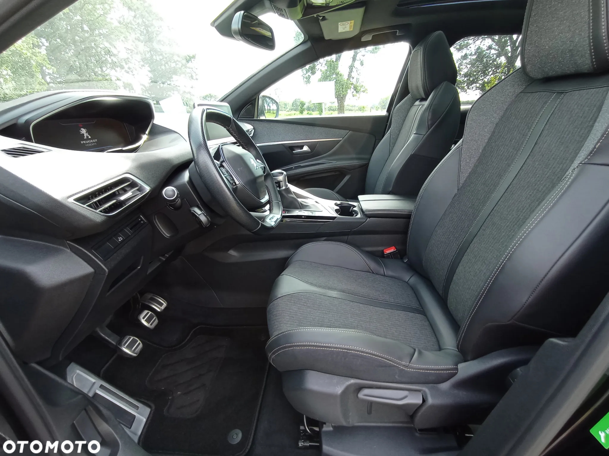 Peugeot 3008 1.2 PureTech GT S&S - 23