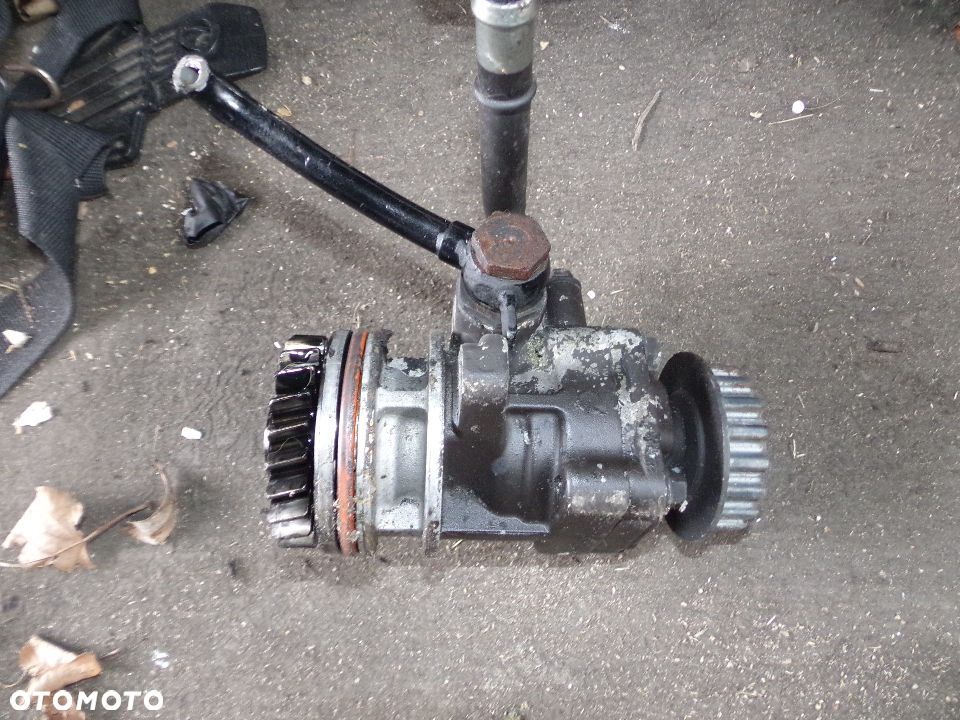 Pompa wspomagania VW T5 Touareg 2.5 TDI - 2