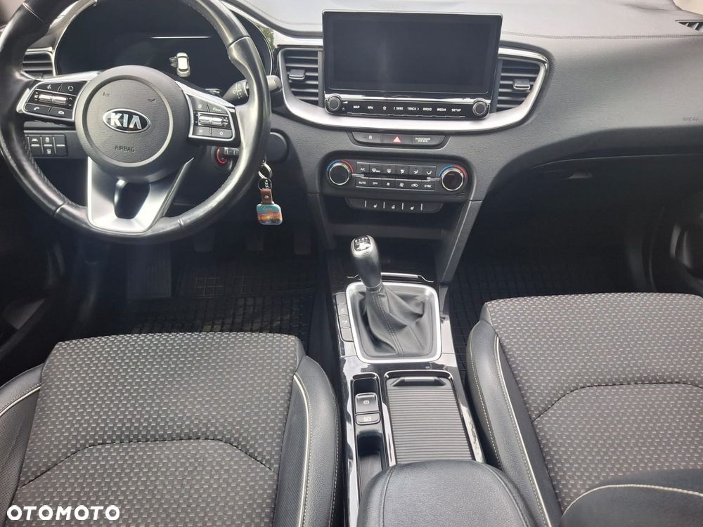 Kia XCeed 1.4 T-GDI OPF JBL SOUND EDITION - 16