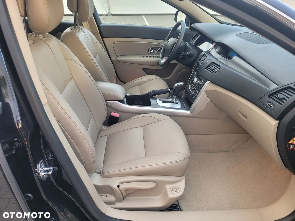 Renault Latitude dCi 175 FAP - 13